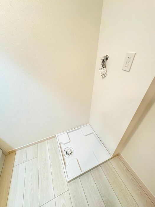 物件内観写真14　(洗濯機置場)