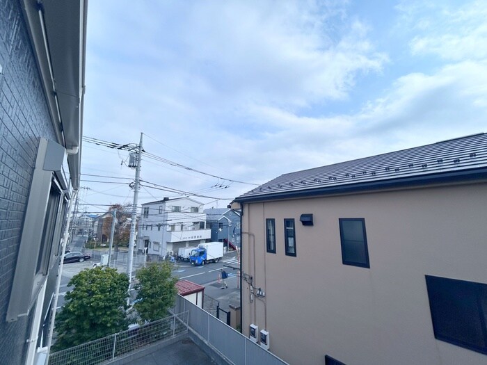 物件内観写真18　(室内からの展望)