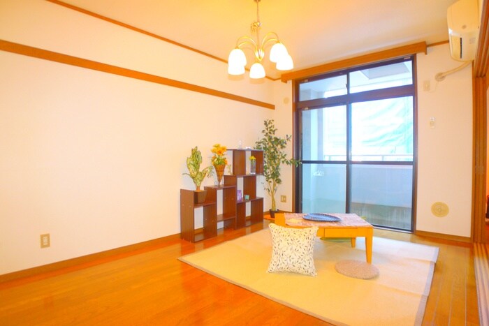 物件内観写真8　(居室)