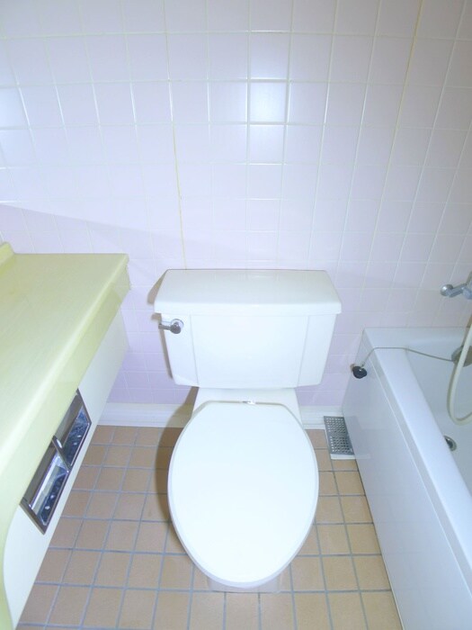 物件内観写真14　(トイレ)