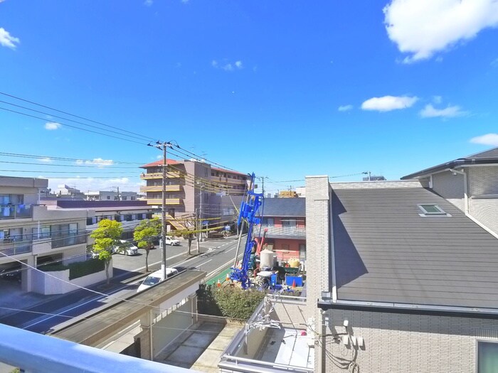 物件内観写真17　(室内からの展望)