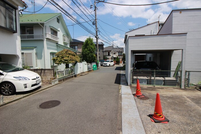 物件外観写真5　(周辺環境)