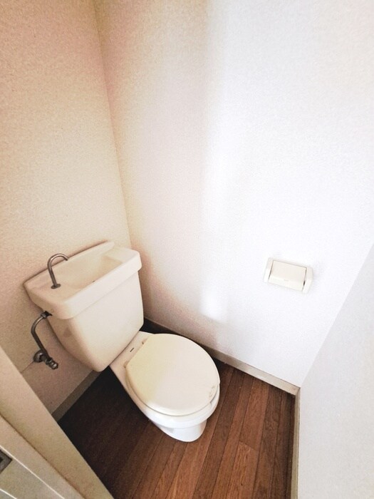 物件内観写真14　(トイレ)