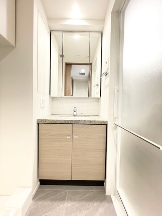 物件内観写真10　(洗面)