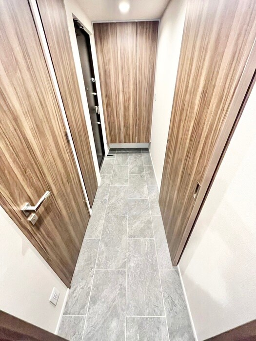 物件内観写真18　(廊下)