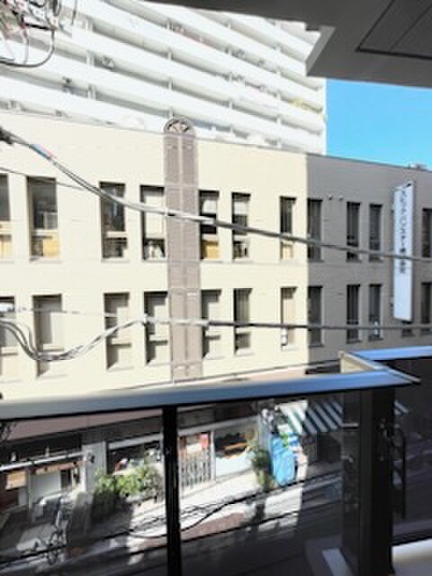 物件内観写真21　(室内からの展望)