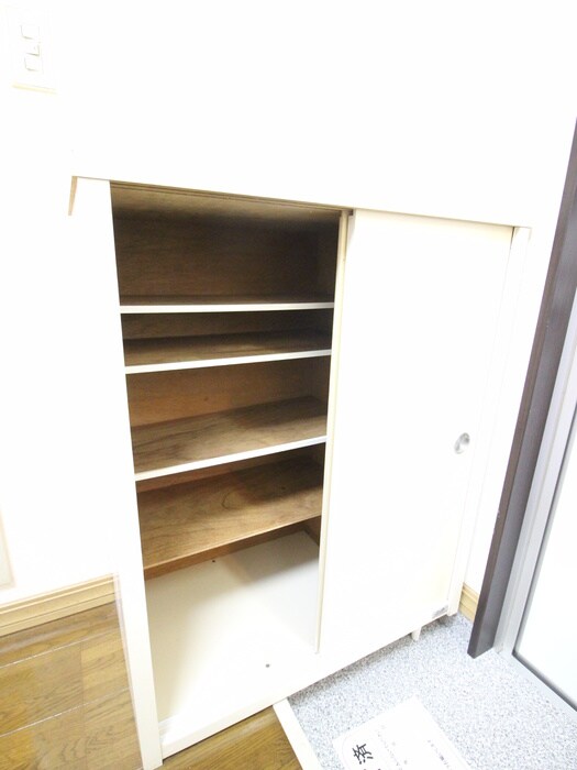 物件内観写真19　(靴箱)