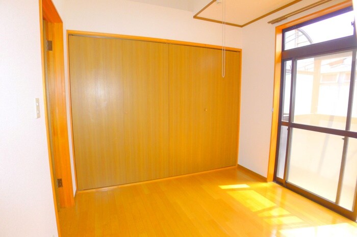 物件内観写真8　(居室)