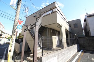 ラ・プチ・メゾン外観写真