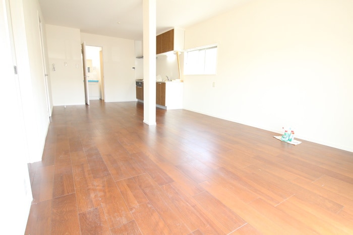 物件内観写真4　(居室)