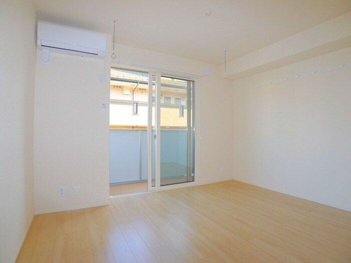 物件内観写真12　(居室)