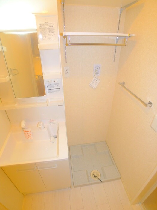 物件内観写真19　(洗濯機置場)