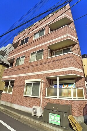 ア－トビルズ六番館外観写真