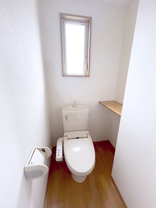 物件内観写真10　(トイレ)