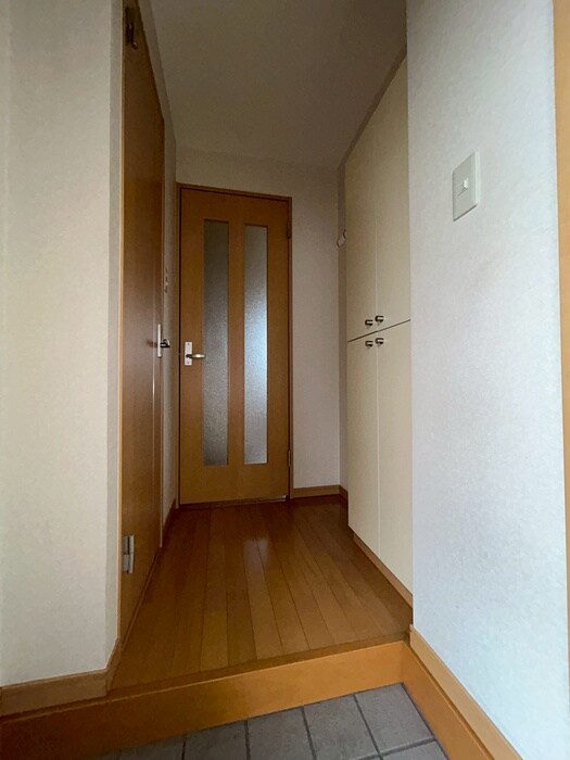 物件内観写真18　(廊下)