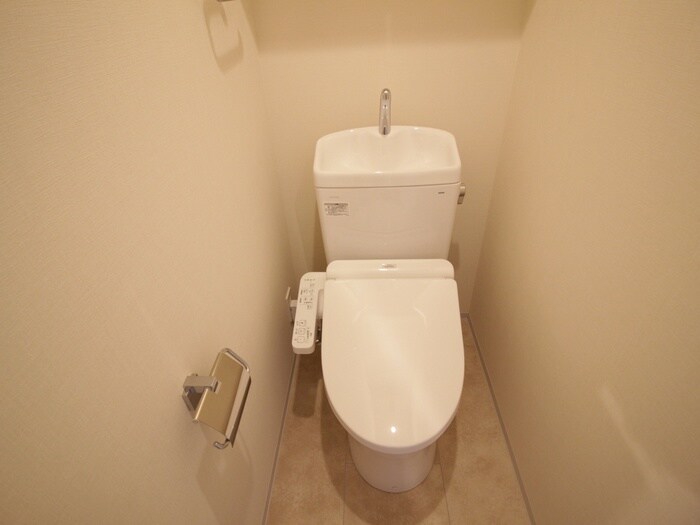 物件内観写真16　(トイレ)