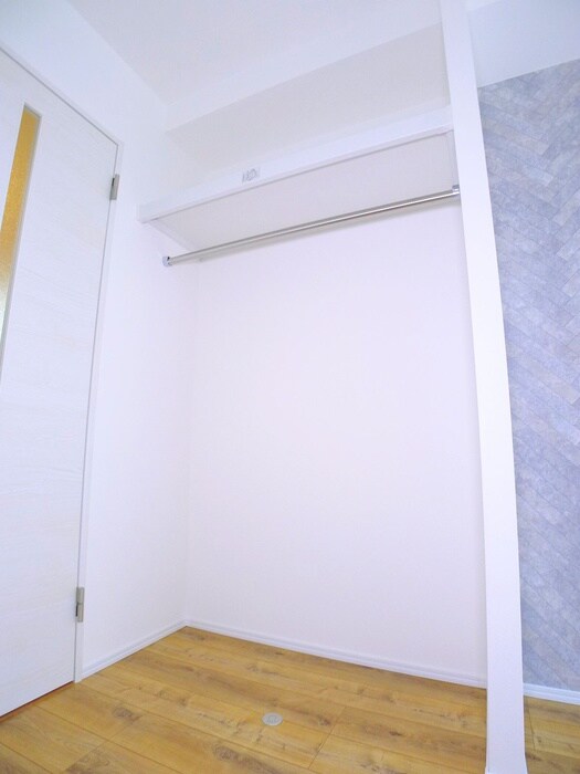 物件内観写真11　(収納)