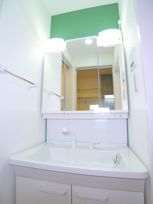 物件内観写真14　(洗面)