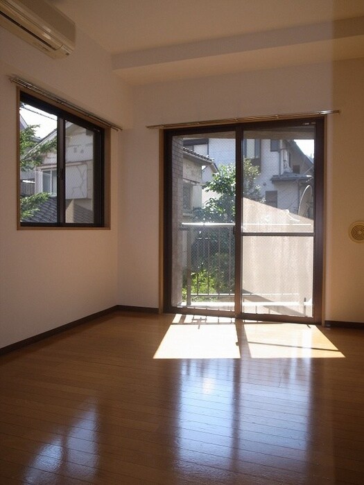 物件内観写真5　(居室)