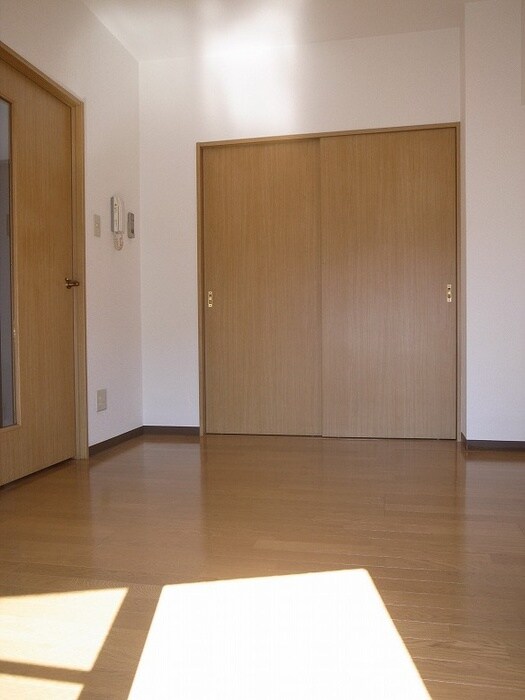 物件内観写真6　(居室)