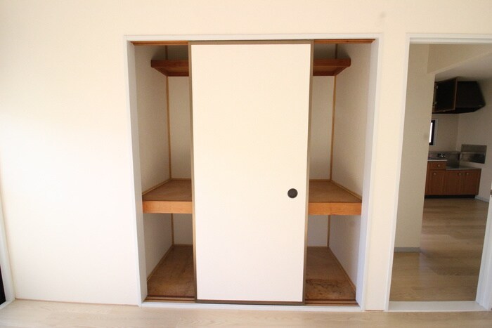 物件内観写真14　(収納)