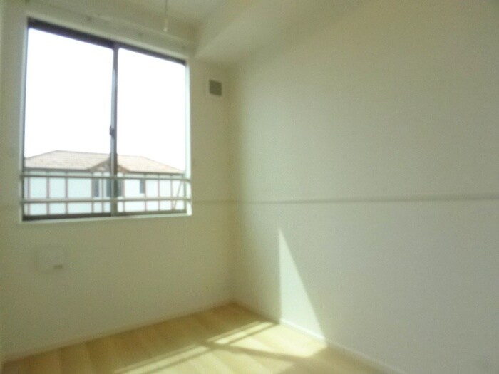 物件内観写真9　(ベランダ・バルコニー)