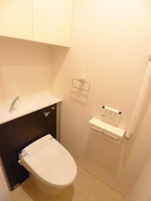 物件内観写真15　(トイレ)