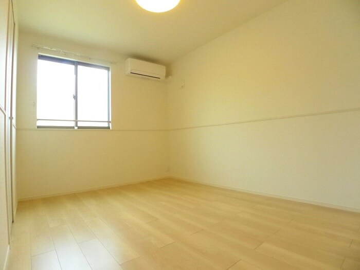 物件内観写真22　(居室)