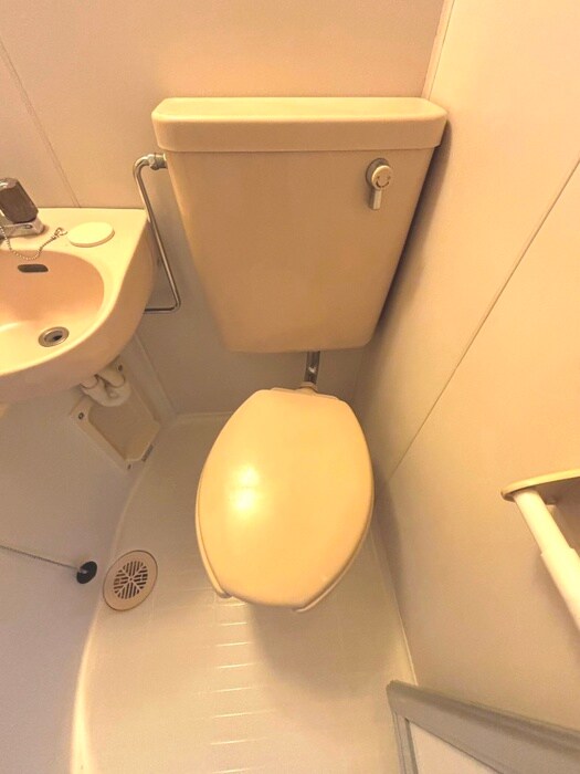 物件内観写真17　(トイレ)