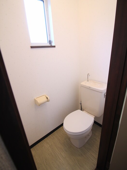 物件内観写真12　(トイレ)