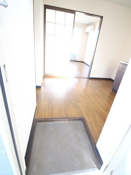 物件内観写真20　(玄関)