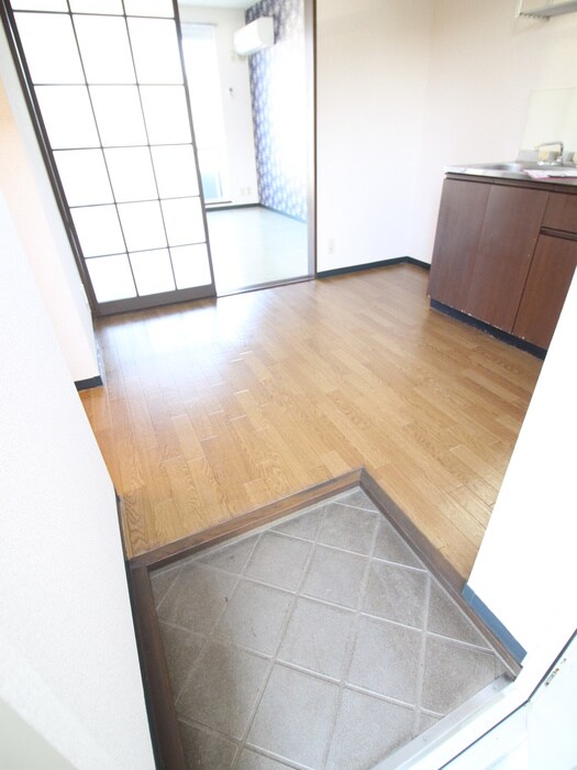 物件内観写真20　(玄関)