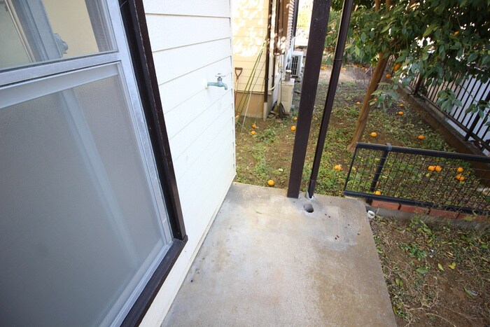 物件内観写真16　(洗濯機置場)