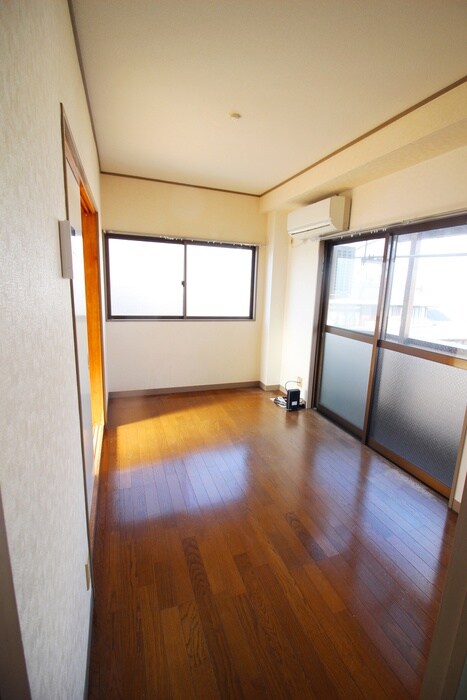 物件内観写真6　(居室)