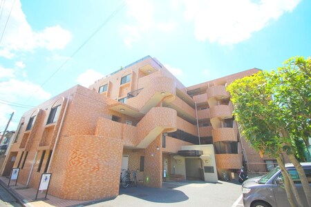 ﾗｲｵﾝｽﾞﾏﾝｼｮﾝ戸田公園第弐（401）外観写真