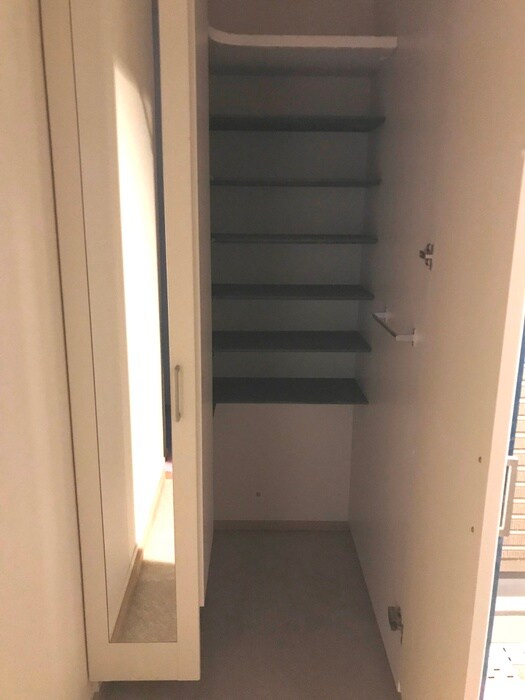 物件内観写真18　(靴箱)