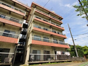 渡辺マンション第３外観写真