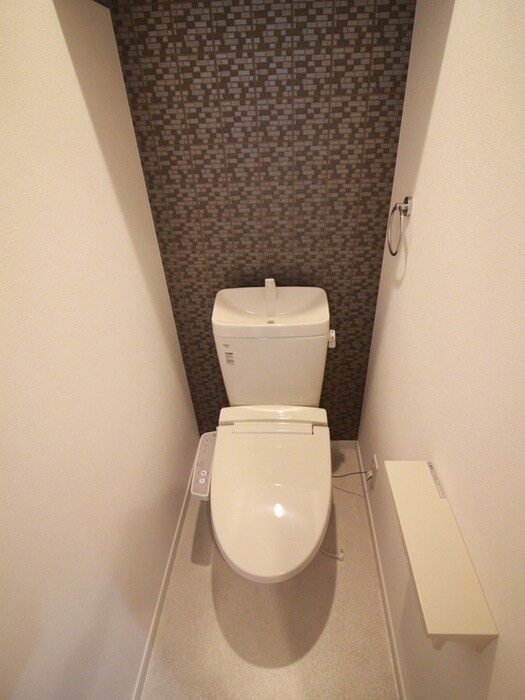 物件内観写真14　(トイレ)