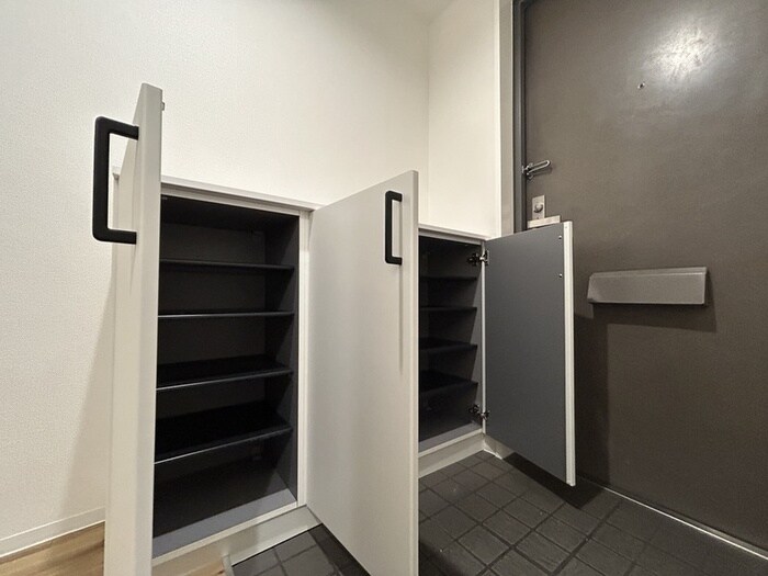 物件内観写真15　(収納)