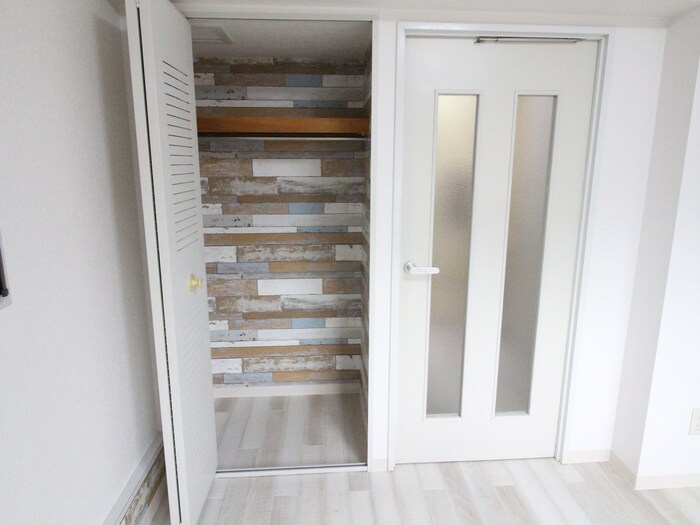 物件内観写真11　(収納)