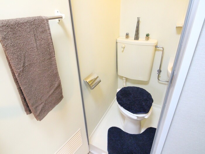 物件内観写真16　(トイレ)