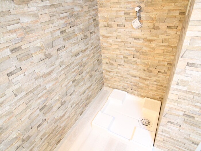 物件内観写真14　(洗濯機置場)