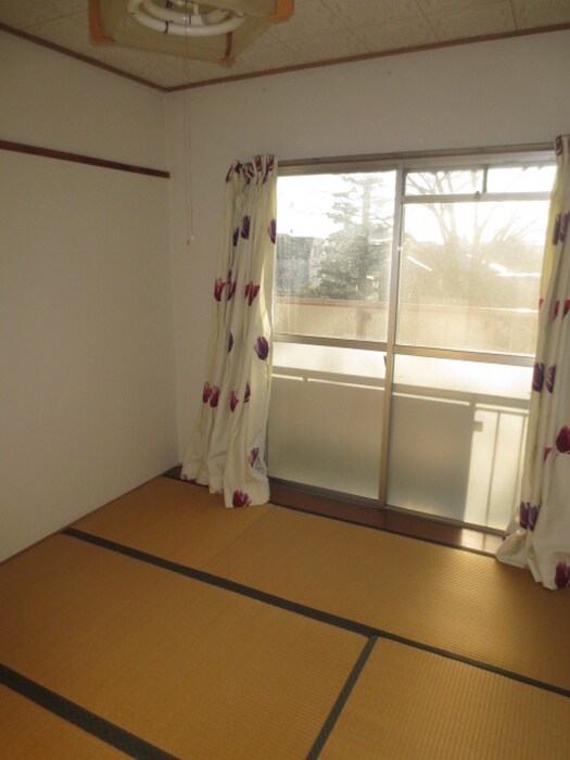 物件内観写真9　(居室)