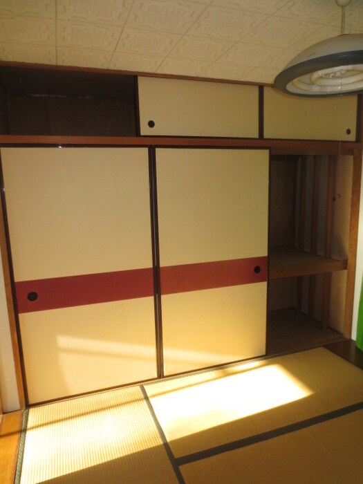 物件内観写真11　(収納)