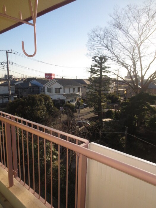 物件内観写真13　(室内からの展望)