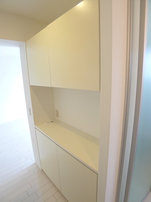物件内観写真15　(収納)
