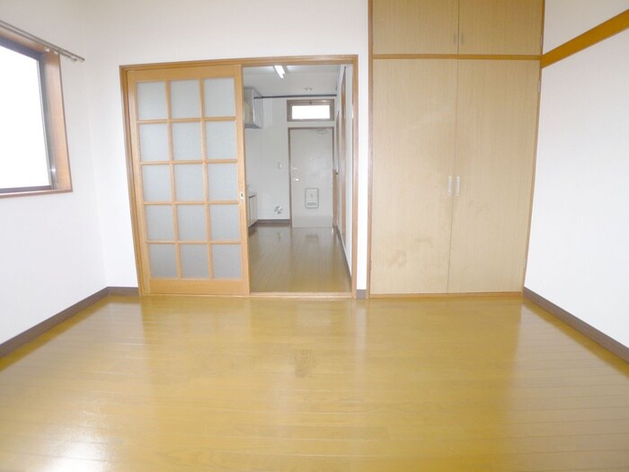 物件内観写真7　(居室)