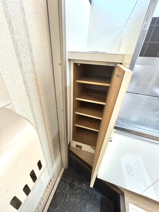 物件内観写真18　(靴箱)