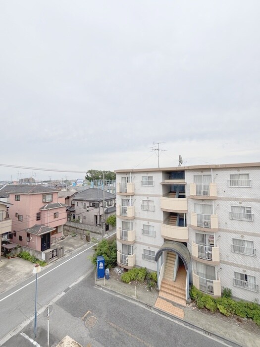 物件内観写真18　(室内からの展望)