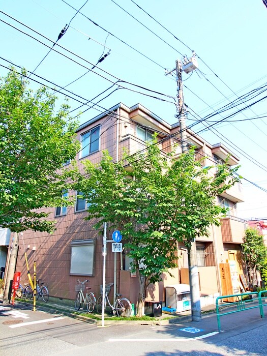 物件外観写真6　(エントランス部分)